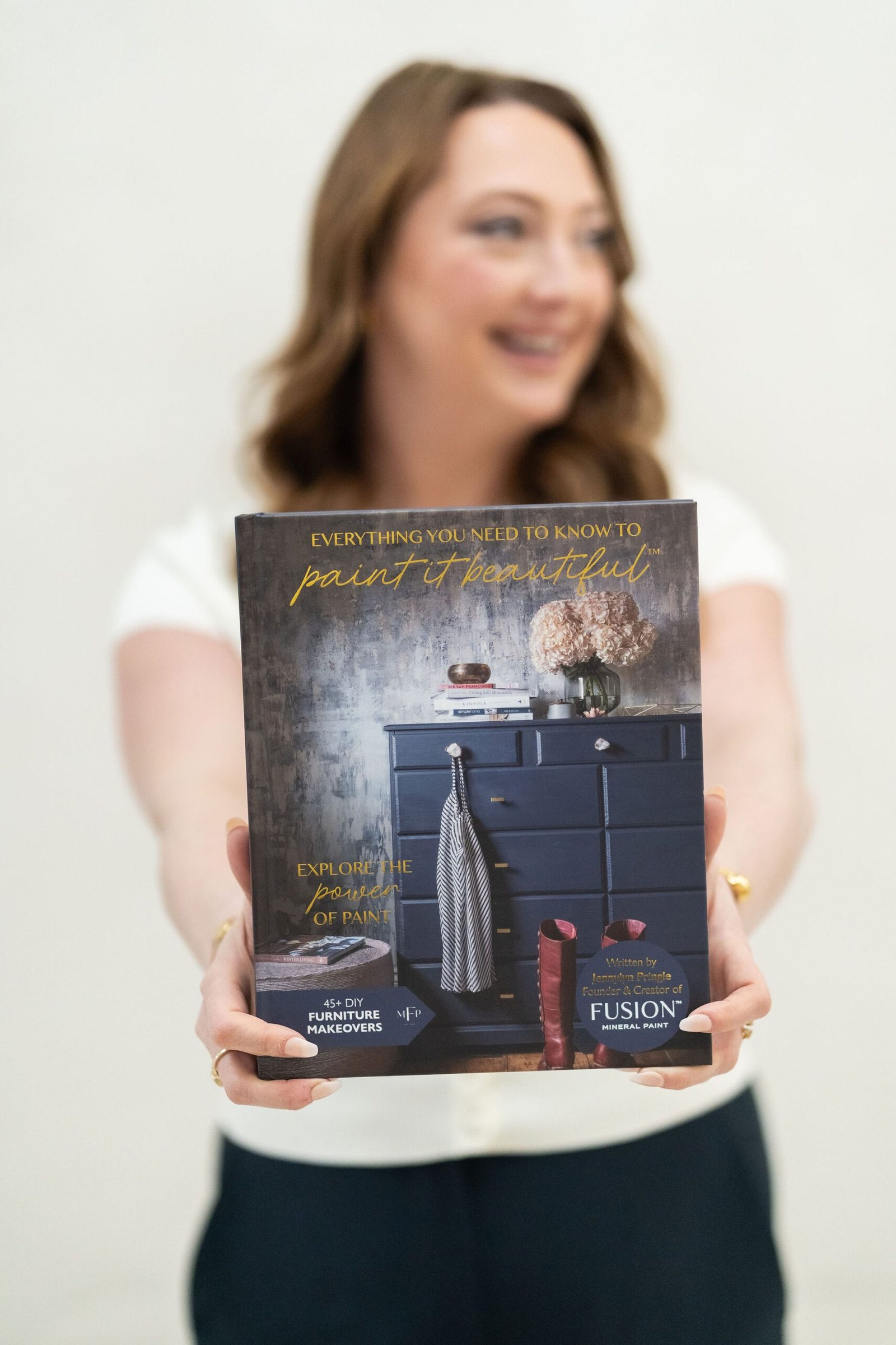 Fusion mineral paint boek